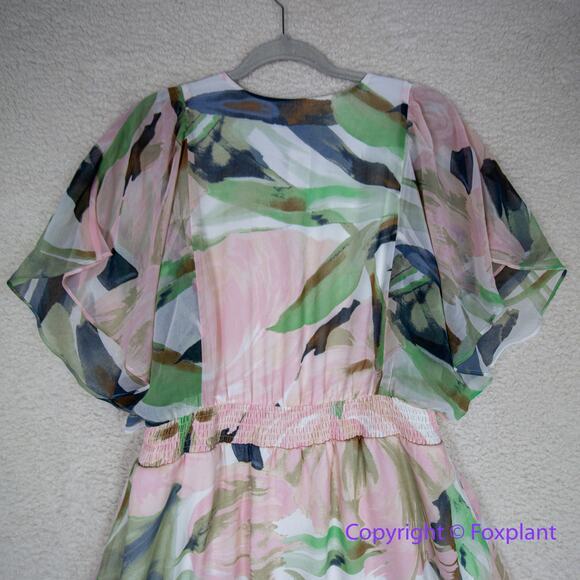 New! White House Black Market Short Sleeve Smocked Flutter Dress, size 4 - Picture 10 of 13